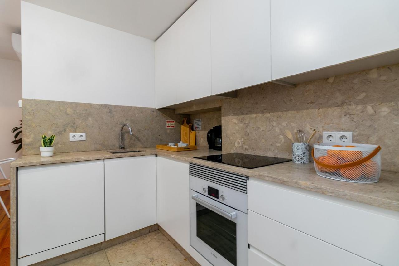 Gonzalos'S Guest Apartments - Alfama Terrace ลิสบอน ภายนอก รูปภาพ